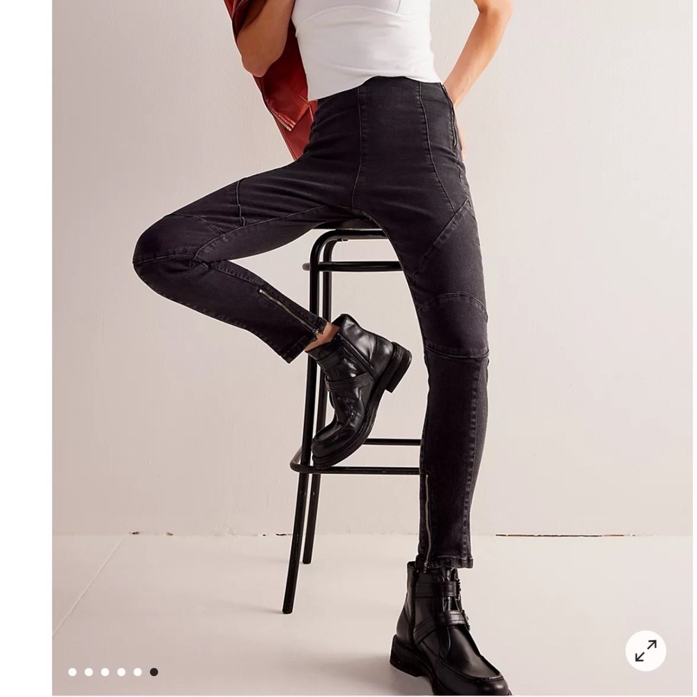 NWT Free People We The Free Bella Moto Mid Rise Skinny Jeans Worn Black 26‎